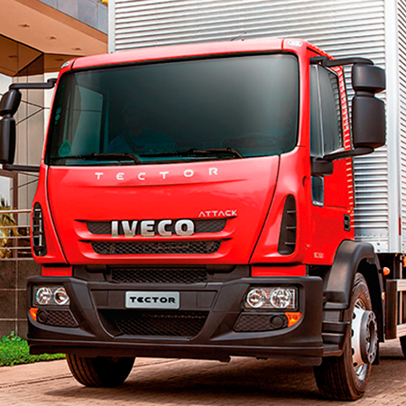 Caminhao Iveco usado à venda